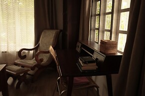 ELIVAAS Palliath House-1-Room