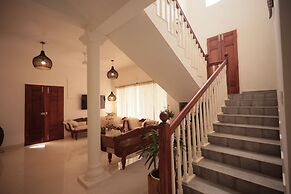 ELIVAAS Palliath House-1-Room