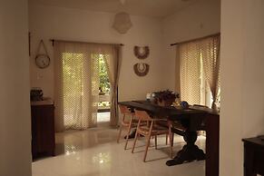 ELIVAAS Palliath House-1-Room