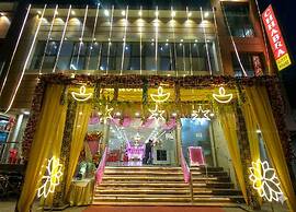 Chhabra Hotel Kanpur