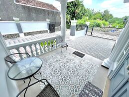 Villa Lodji Tentrem by Abiza