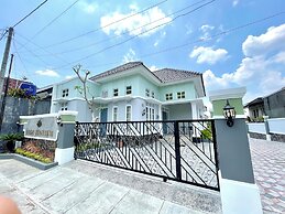 Villa Lodji Tentrem by Abiza