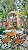 Feli Eski Datca Adult Only +9