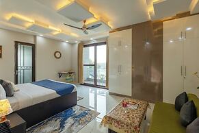 ELIVAAS Aarul Farm 4BHK Villa with Pool