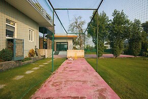 ELIVAAS Aarul Farm 4BHK Villa with Pool