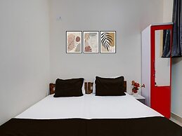 Deluxesree Residency