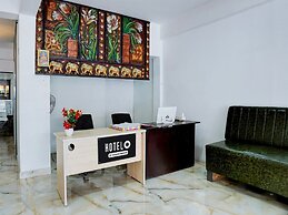 Deluxesree Residency