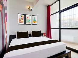 Deluxesree Residency