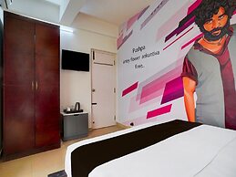 Deluxesree Residency