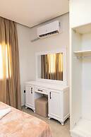 Lurette Hotel
