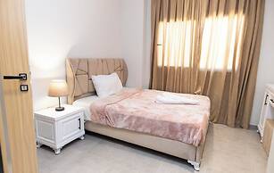 Lurette Hotel