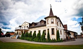 Dworek Dębówko Jadwiga Jeżewicz