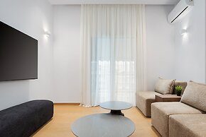 Acropolis City Icon Residence