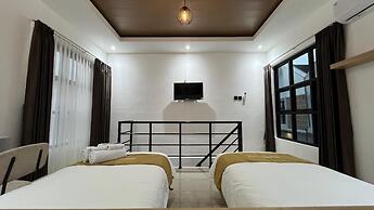 Lodjisvarga Villa Jogja