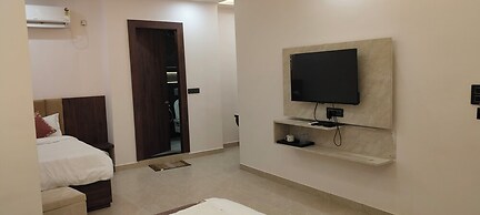 Hotel Lav Kush Grand Ayodhya