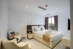 Royal Mark Hotel