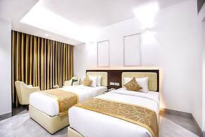 Royal Mark Hotel