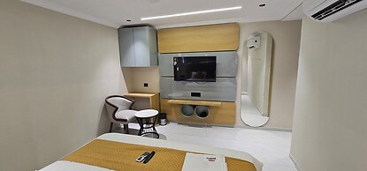 Hotel Grand CG