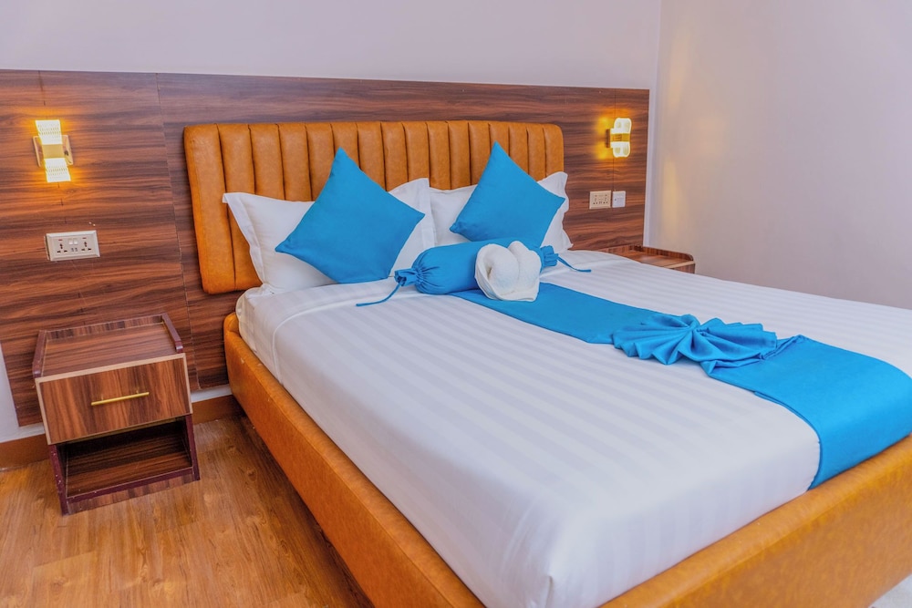 Arise Sunshine Hotel