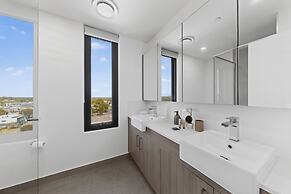 Freshly Built 2 Bed Apartment in Central Location