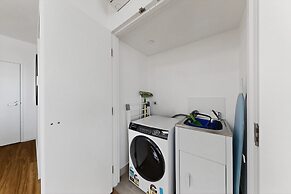 Brand New 2 Bed Apartment With City Views