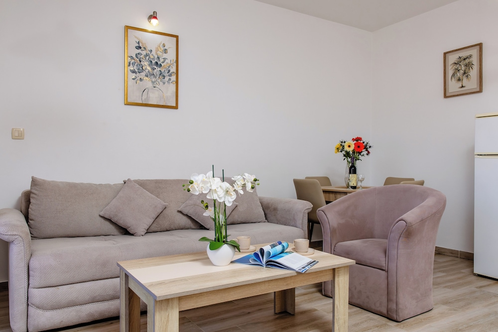 Arvala Apartments