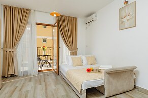 Arvala Apartments