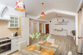 Arvala Apartments