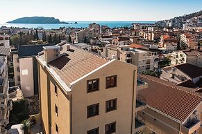 Arvala Apartments