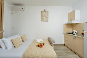 Arvala Apartments