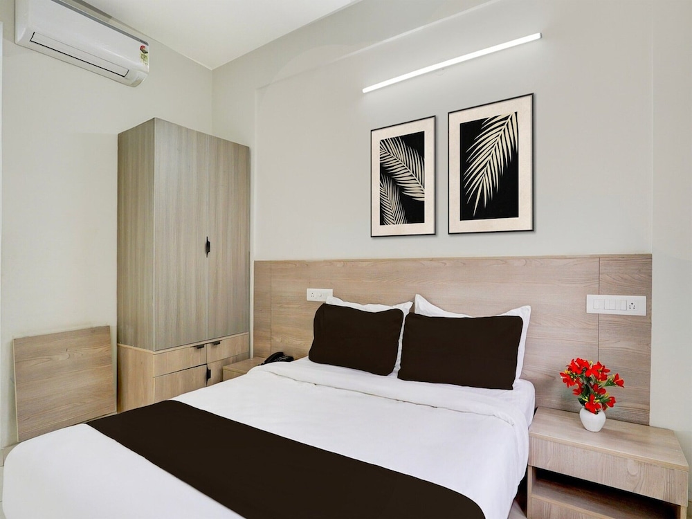 Deluxehotel Gurudev Residency