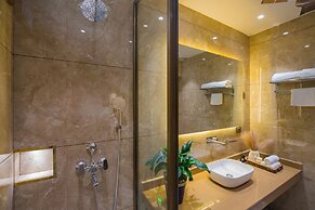 ELIVAAS Varsha Greens 4 BHK with Pool