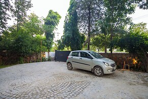 ELIVAAS Varsha Greens 4 BHK with Pool