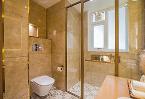 ELIVAAS Varsha Greens 4 BHK with Pool