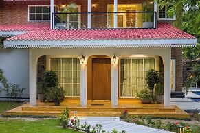 ELIVAAS Varsha Greens 4 BHK with Pool