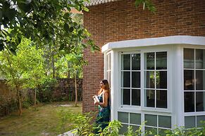 ELIVAAS Varsha Greens 4 BHK with Pool