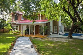 ELIVAAS Varsha Greens 4 BHK with Pool