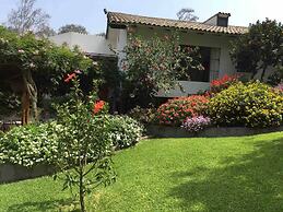 w Charming 4BR Getaway w Pool BBQ Clay Oven