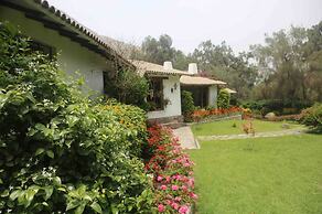 w Charming 4BR Getaway w Pool BBQ Clay Oven