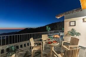 Alaya Stays Evara Serene 4BHK Villa