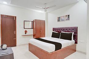 Deluxe The Paradise Guest Inn