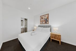 Stylish New Apartment in Cannington With Parking