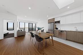 Stylish New Apartment in Cannington With Parking