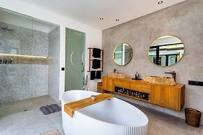 Villa Balinese Elite Sanctuary