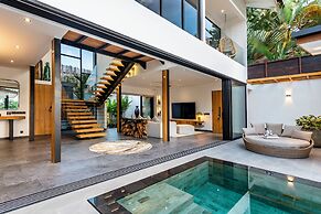 Villa Balinese Elite Sanctuary