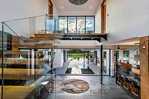 Villa Balinese Elite Sanctuary
