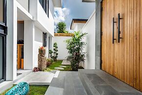 Villa Balinese Elite Sanctuary