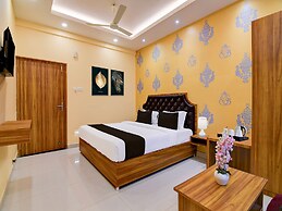 Deluxedholpanda Near Puri Lighthouse