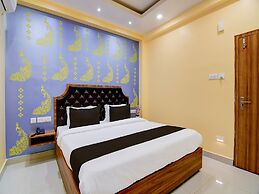 Deluxedholpanda Near Puri Lighthouse