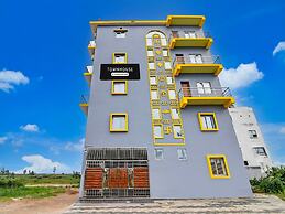 Deluxedholpanda Near Puri Lighthouse